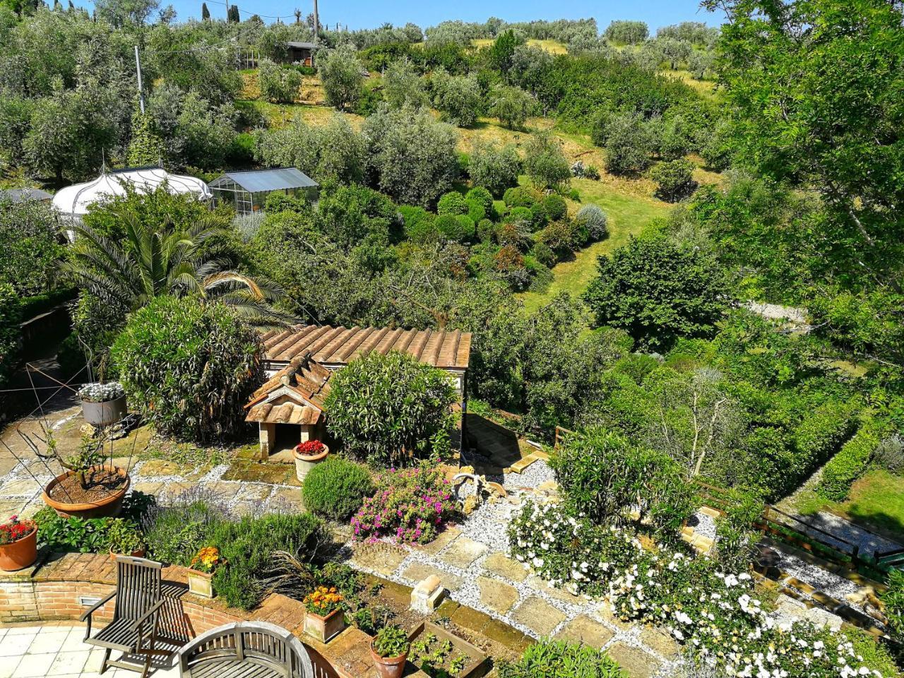 Agriturismo Podere Santa Rita Montescudaio Exterior photo